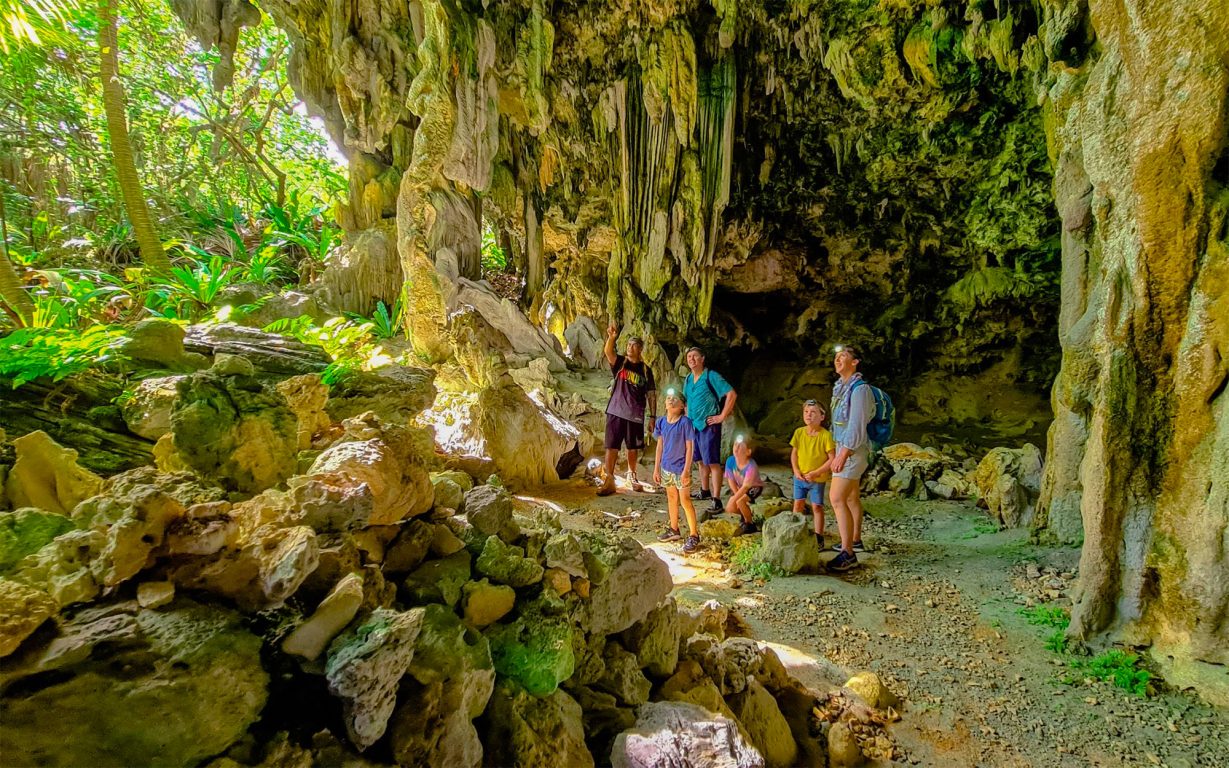 Jungles and Caves Tour of Atiu
