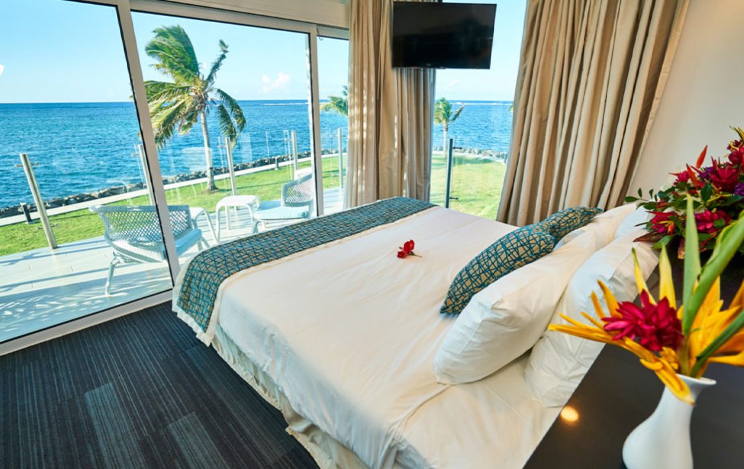 Taumeasina Island Resort - Deluxe Oceanfront Hotel Room