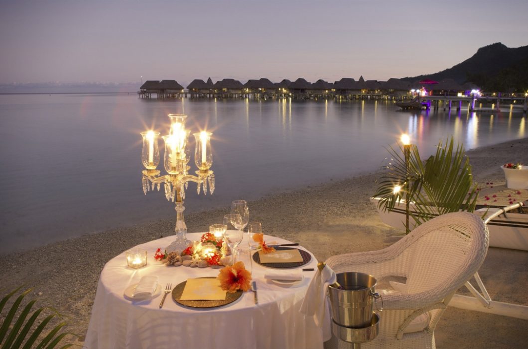 Romantic Dinner Sofitel Kia Ora Moorea Luxury Resort